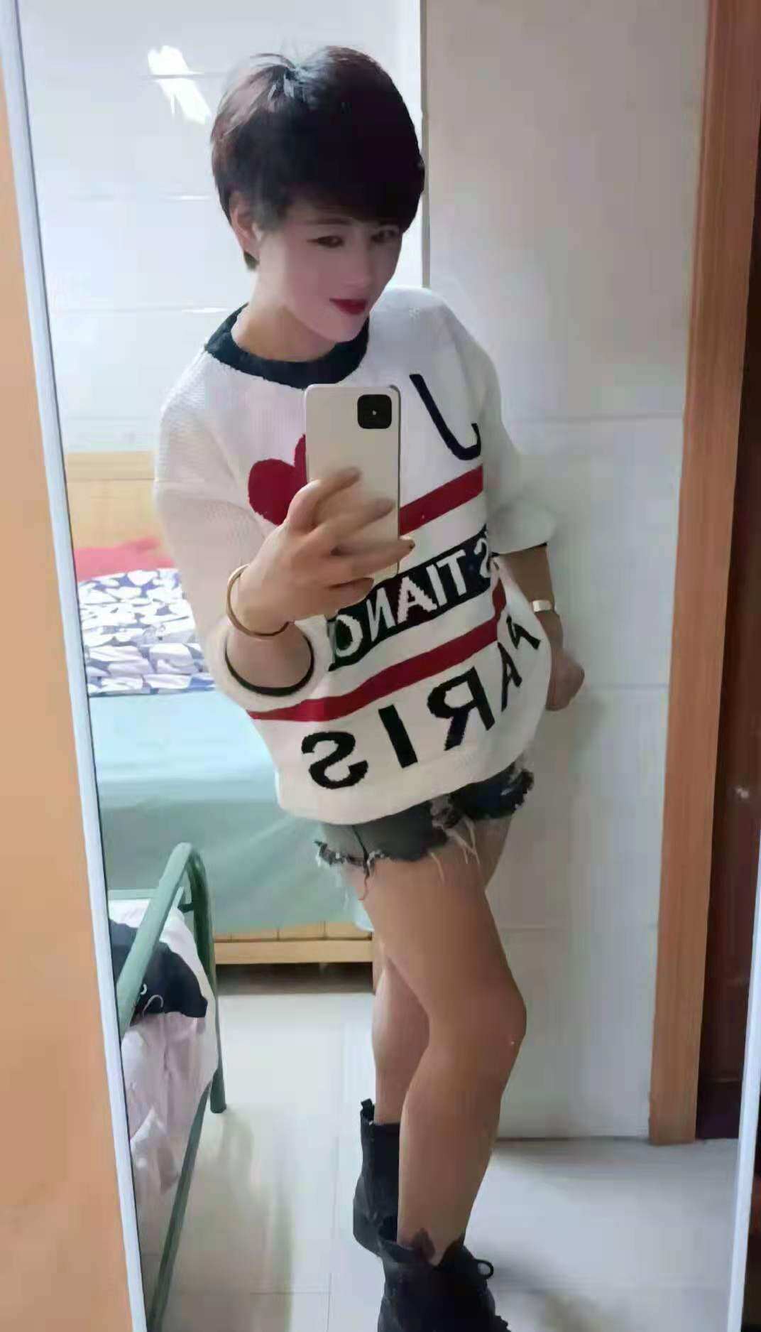 字母镂空薄款长袖爱心针织衫女秋季新款韩版宽松短款防晒毛衣