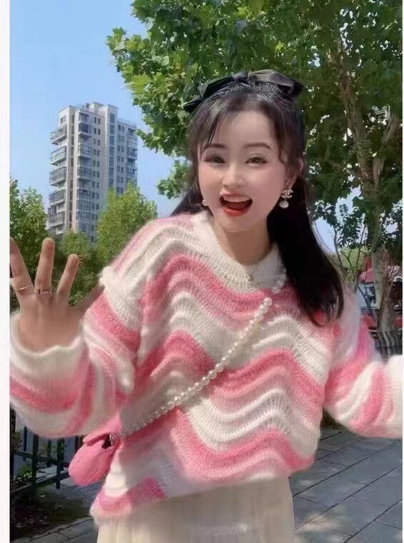 彩虹条纹镂空针织衫女薄款早秋季2023年新款长袖上衣毛衣别致罩衫