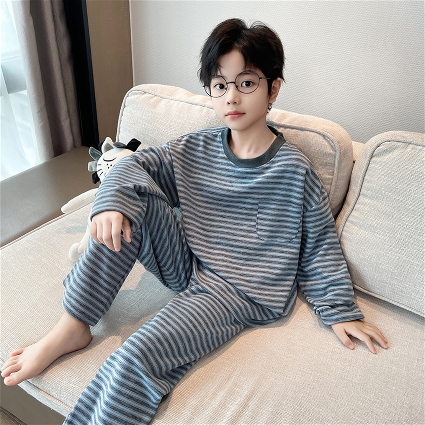儿童秋冬睡衣德绒磨毛保暖家居服