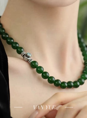 S925银做旧色镶莫桑钻扣绿玛瑙项链女2024新款小众设计感锁骨链