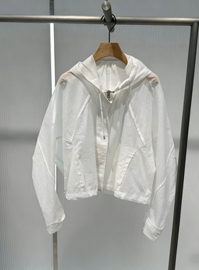 艾诺丝正品国内代购2026年夏季新品上衣短外套女装BR102116-1180