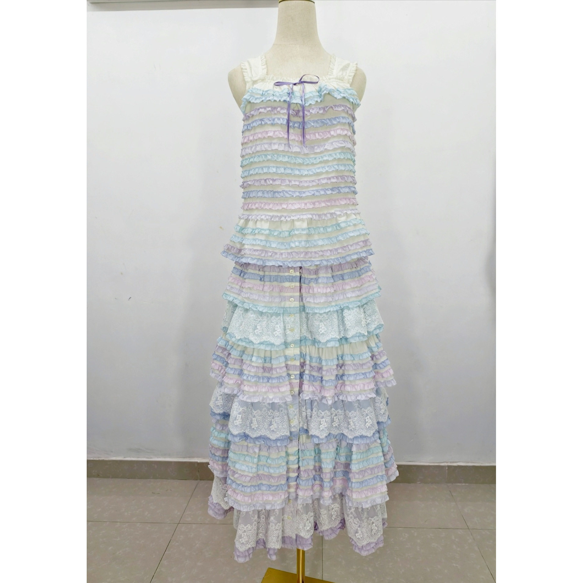 Cuty定制 日系冰淇淋彩虹缎缎无袖背心+刺绣蕾丝层叠蛋糕长裙一套,女装/女士精品,时尚套装,淘宝优惠券,粉丝福利购,淘宝优惠卷