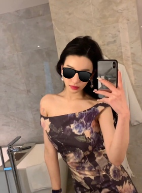 孙智慧韩国定制“午后的夏日花园”浪漫法式一字领印花包臀连衣裙