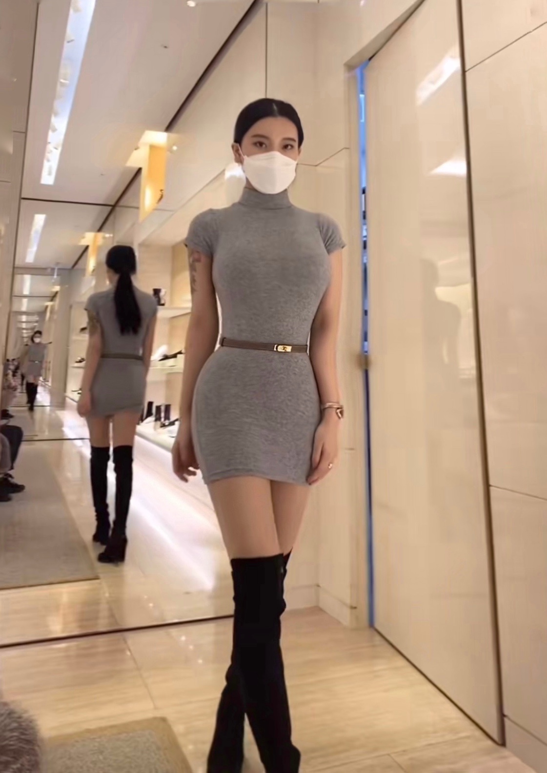 孙智慧韩妹心机色内紧身连衣裙