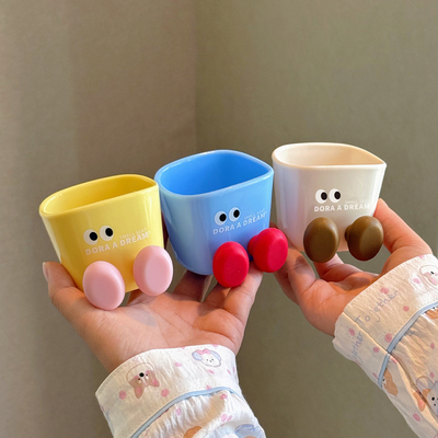 朵拉的梦走走杯儿童漱口可爱防霉
