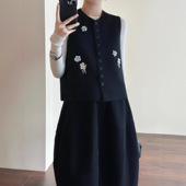 松驰感毛呢背心马甲花苞裙两件套装 重工立体珠片套装 2025秋冬新款