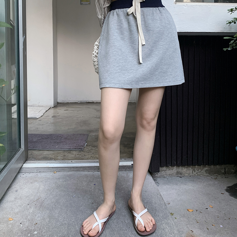 一三良品小个子 撞色松紧腰半身裙女2025春夏运动风休闲短裙卫裙