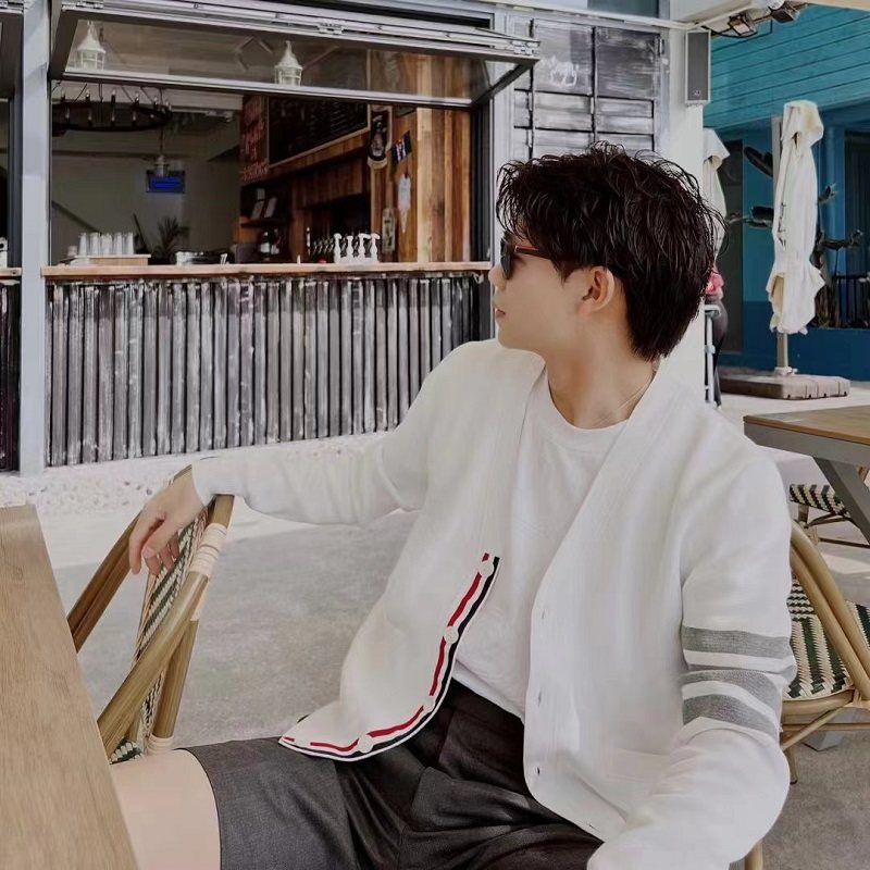 THOM BMOMTHE TB 네줄 남성 커플 봄 가을 니트 가디건 브이넥 스웨터 재킷