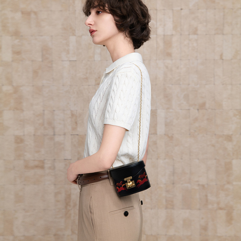 马年限定ELLE女包2026新款包包链条小包饭盒包黑色简约通勤盒