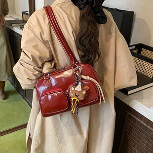 画报少女枕头包今年流行包包女士手提单肩腋下包 南风Chio2nd