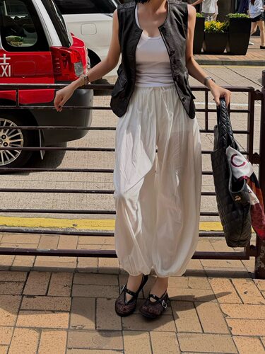 小众设计师白色垂坠气球裤