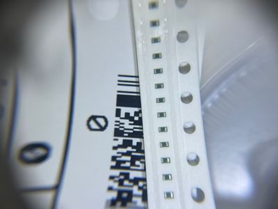 贴片车规电阻绿色籽04020R1%