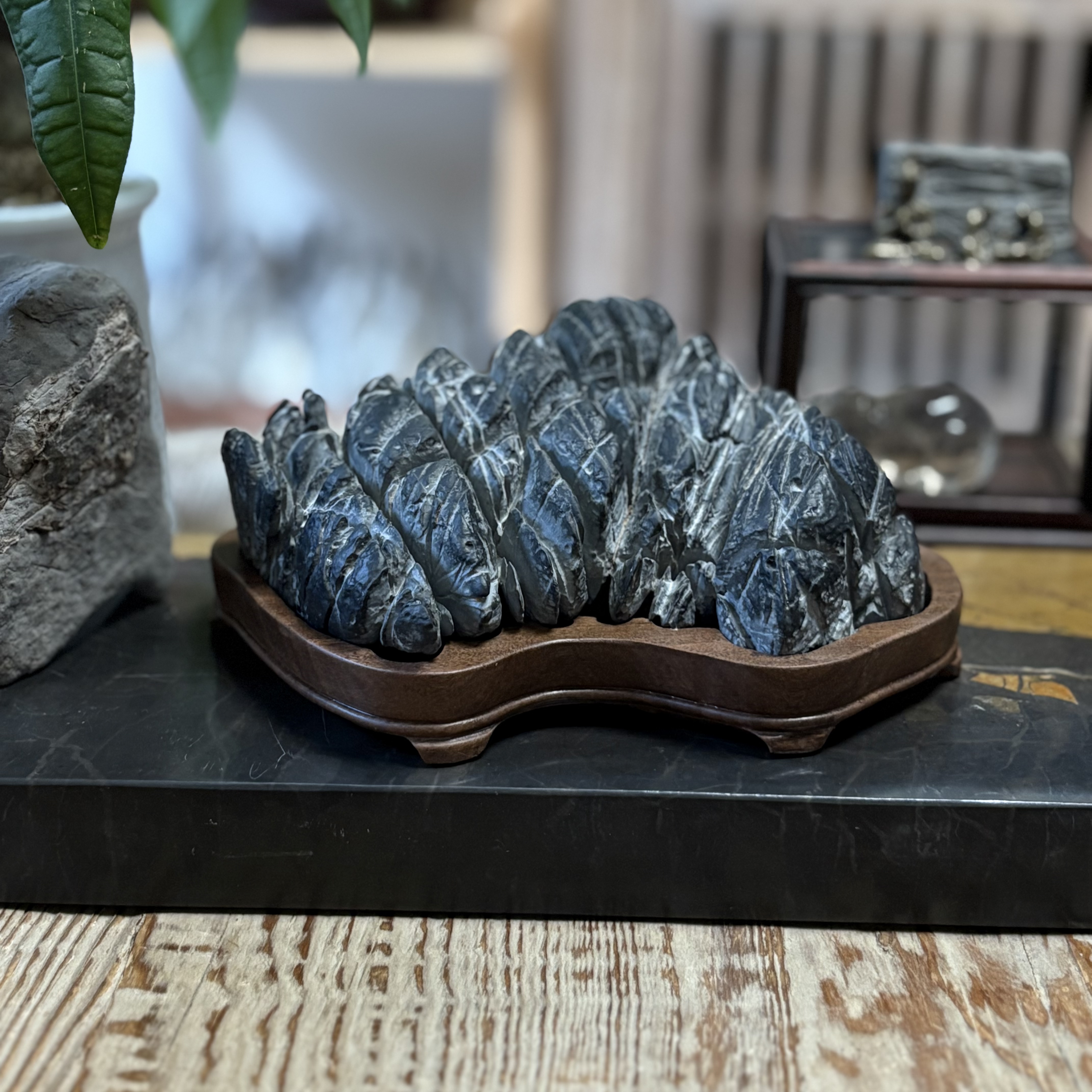 天然原石山形摆件 精品济源莲花瓣 书桌茶桌案头小山摆件带底座