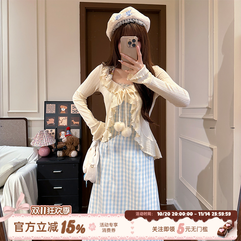 甜美风蓝色格子吊带连衣裙