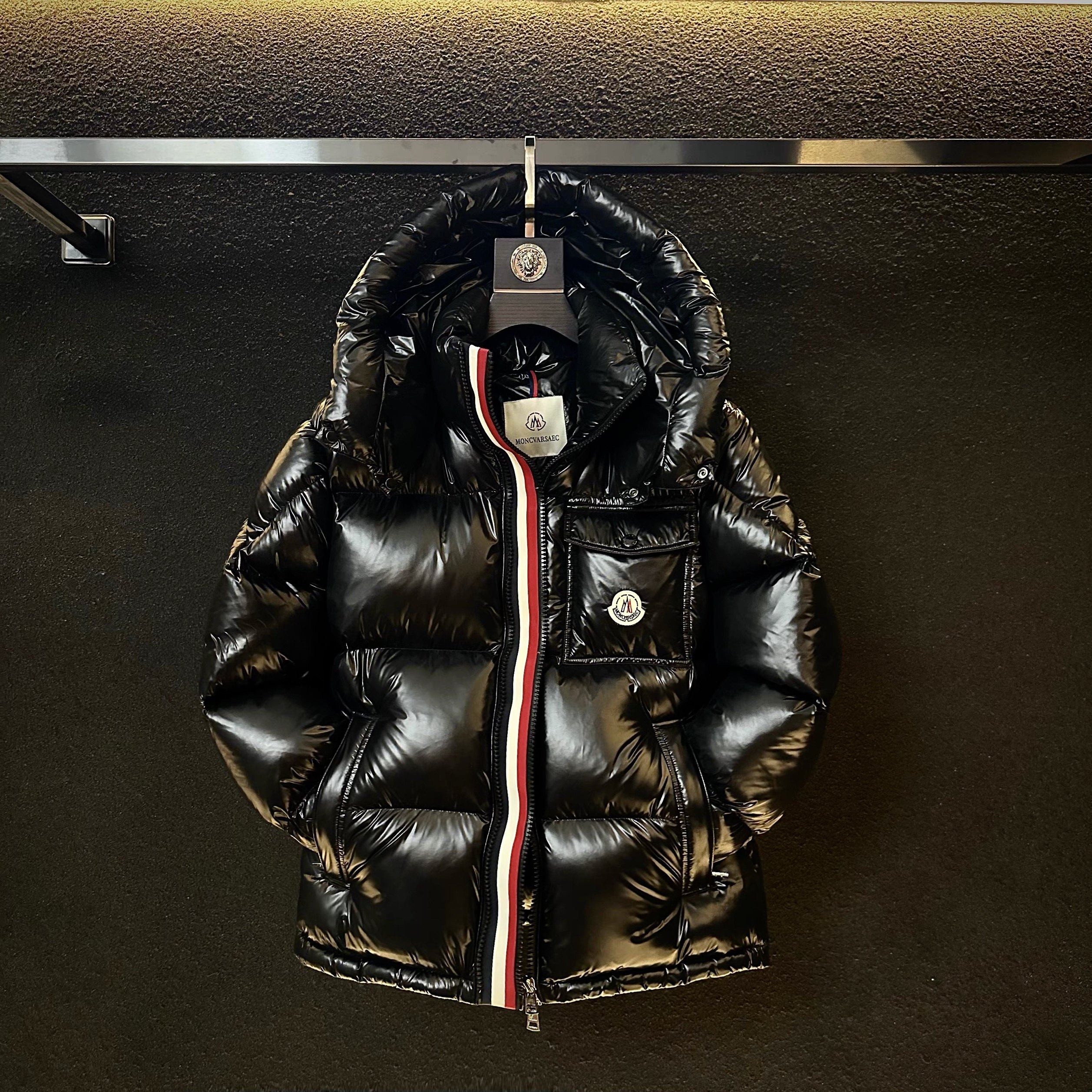 26新款加厚羽绒服男女同款短款亮面连帽三色带东北超厚冬季白鸭绒