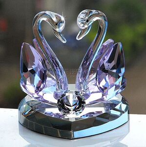 七夕情人节结婚礼物婚庆礼品创意家居装饰新婚房汽车摆件水晶天鹅
