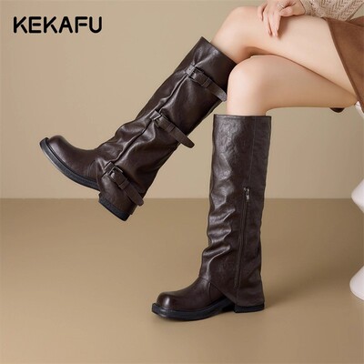 珂卡芙复古皮带扣骑士靴