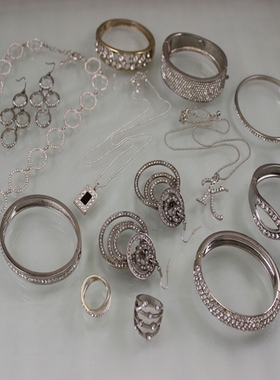 重工镶钻设计感孤品手镯项链耳环