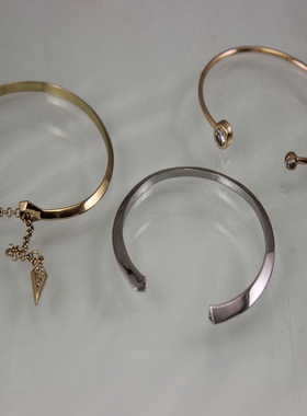 轻奢极简镶钻锆石铜靠口手镯