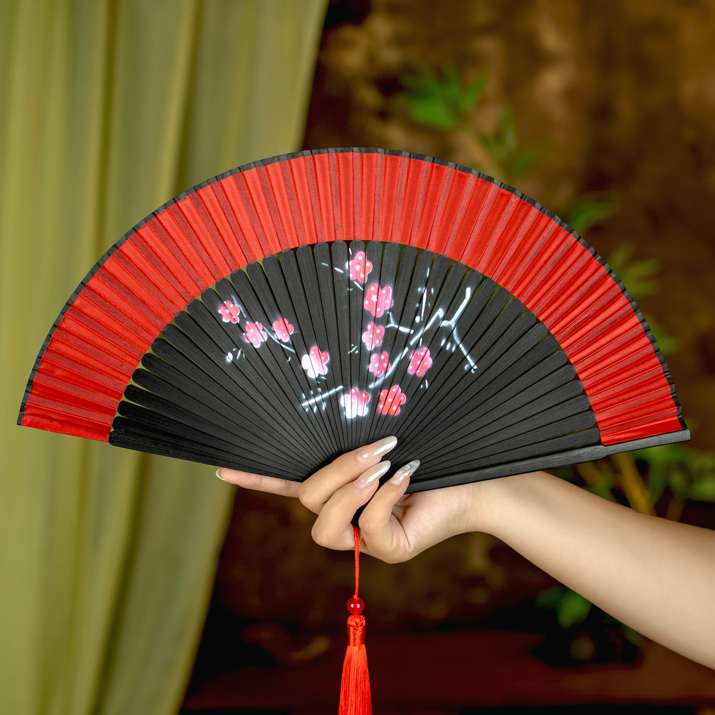 扇子红色中国风折扇古风旗袍走秀女折叠扇专用舞蹈扇易开合日用扇