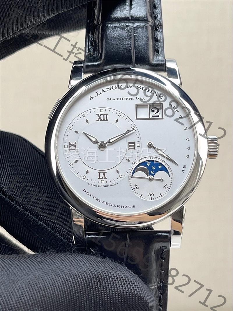 A. Lange& S?hne/朗格LANGE 1系列10网线设备