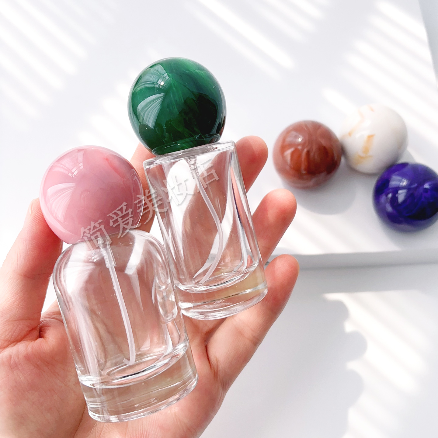 圆盖香水分装空瓶按压螺口喷雾瓶玻璃瓶便携20毫升30ml小样瓶替换