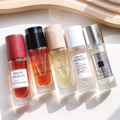 高档香水分装瓶10毫升圆柱木盖玻璃喷雾瓶替换瓶空瓶子