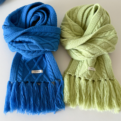 秋冬穿搭加分项手工麻花长流苏女士围巾围脖毛线红色厚款冬季时髦