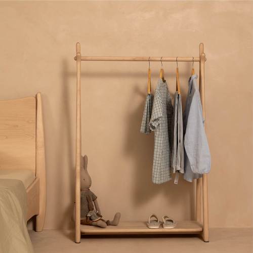 梵几-kids|咿芽衣架儿童卧室衣服挂架挂衣架落地家用衣服摆放架