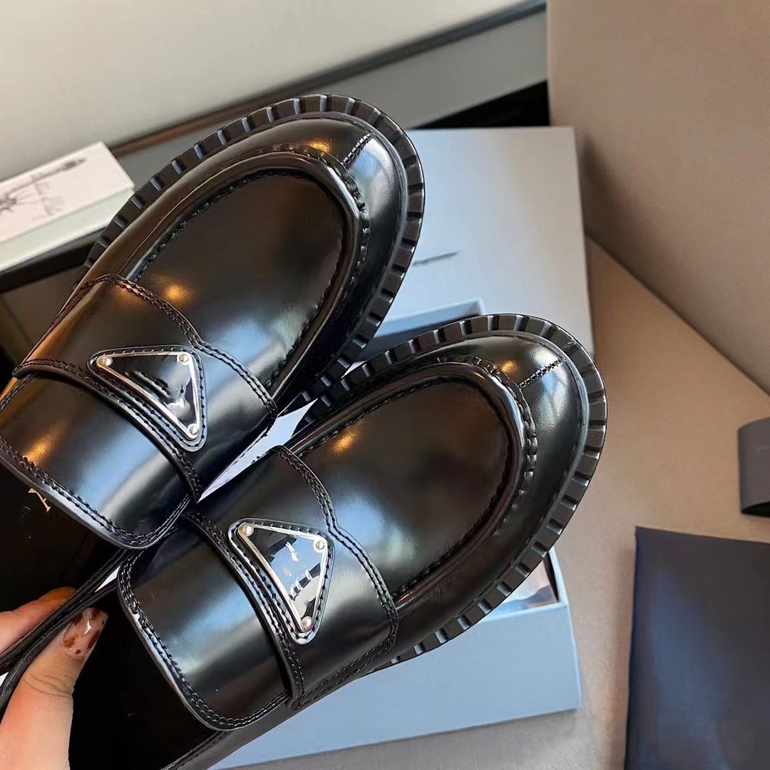 三角标乐福鞋女2025学院风小皮鞋