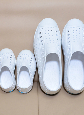 native亲子洞洞鞋旅游外穿涉水鞋新款超轻凉鞋女鞋小白鞋溯溪拖鞋