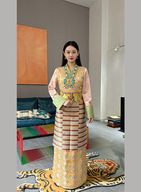 赞美云登雍嘉娜藏装假两件邦典套装春夏清爽系