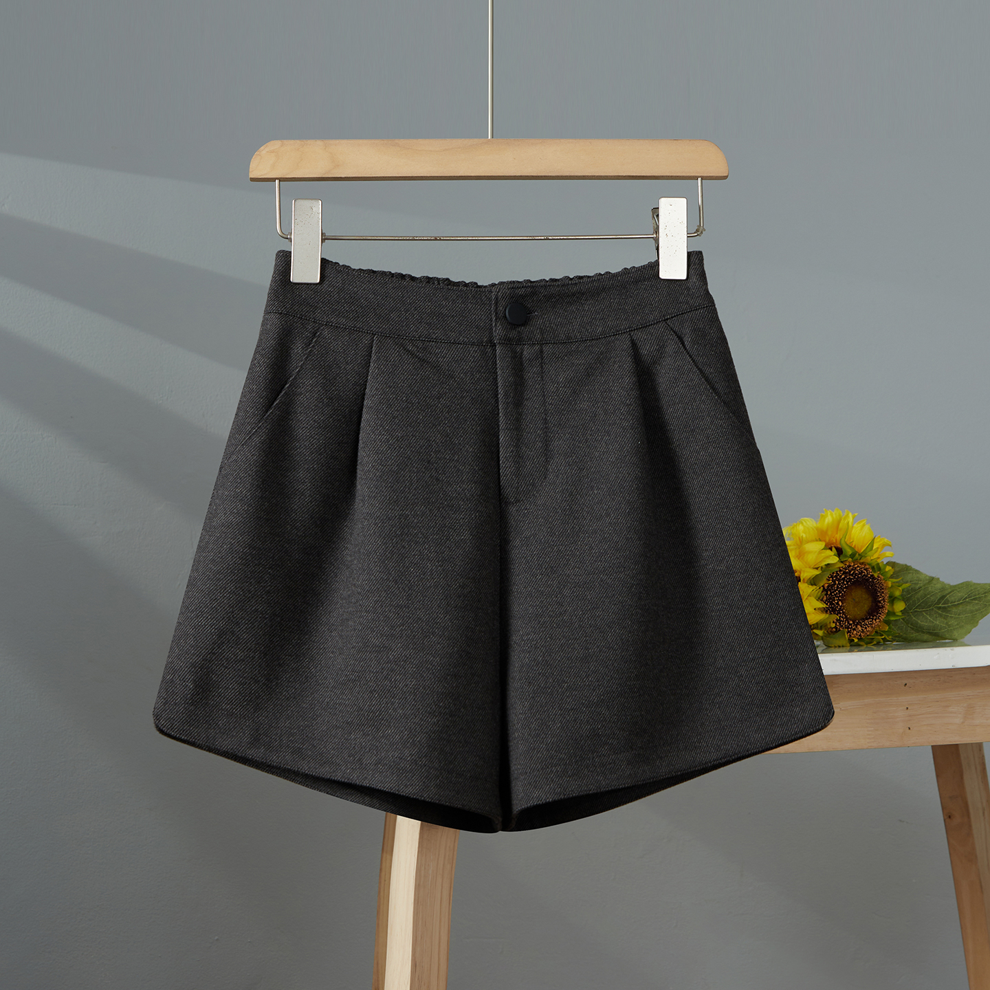 显瘦保暖百搭高腰显腿长短裤