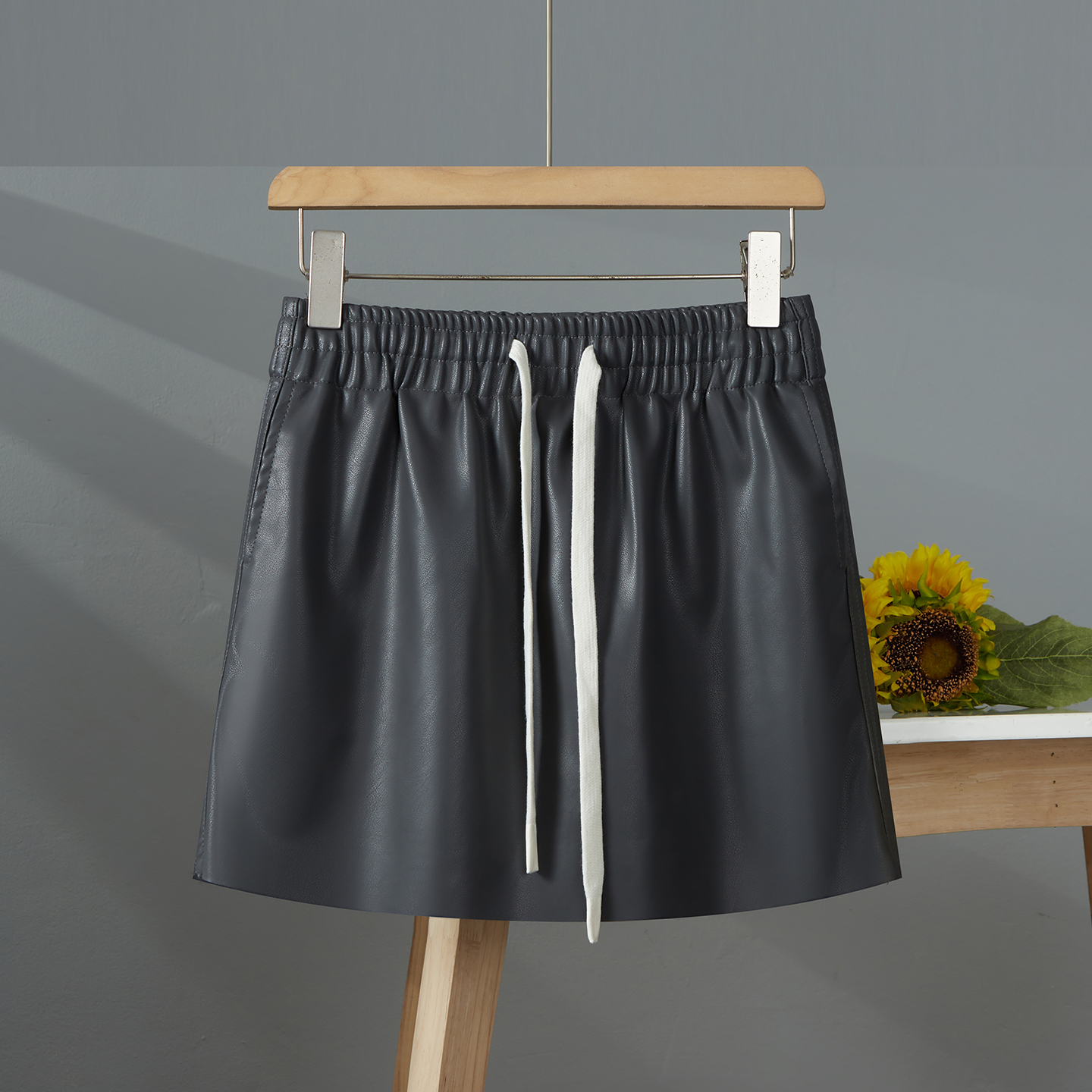 黑色直筒皮裙半身裙女2025秋冬