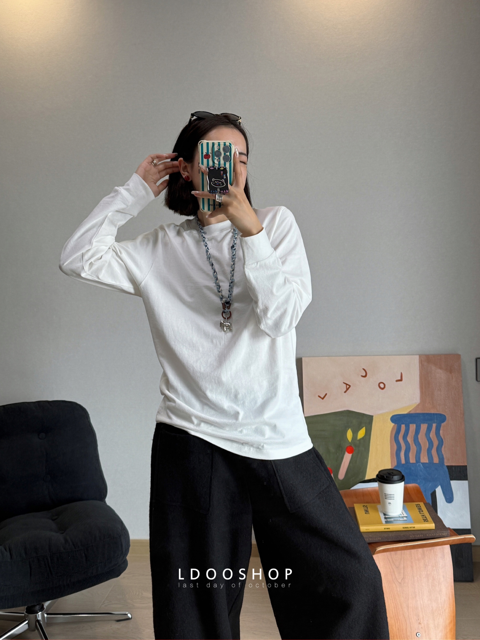 宽松百搭棉捻麻感打底大白T体恤