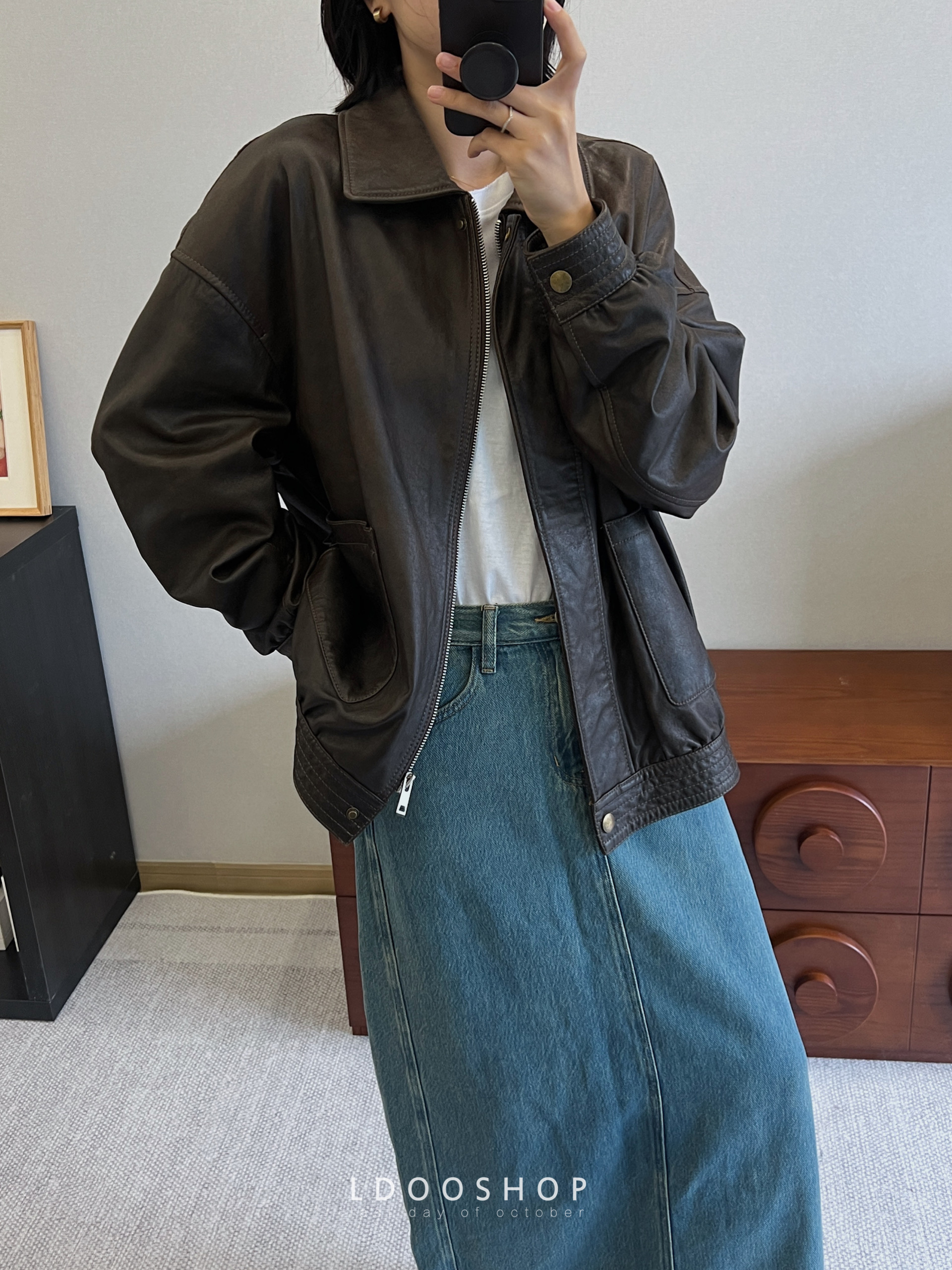 宽松复古短款复古做旧皮衣