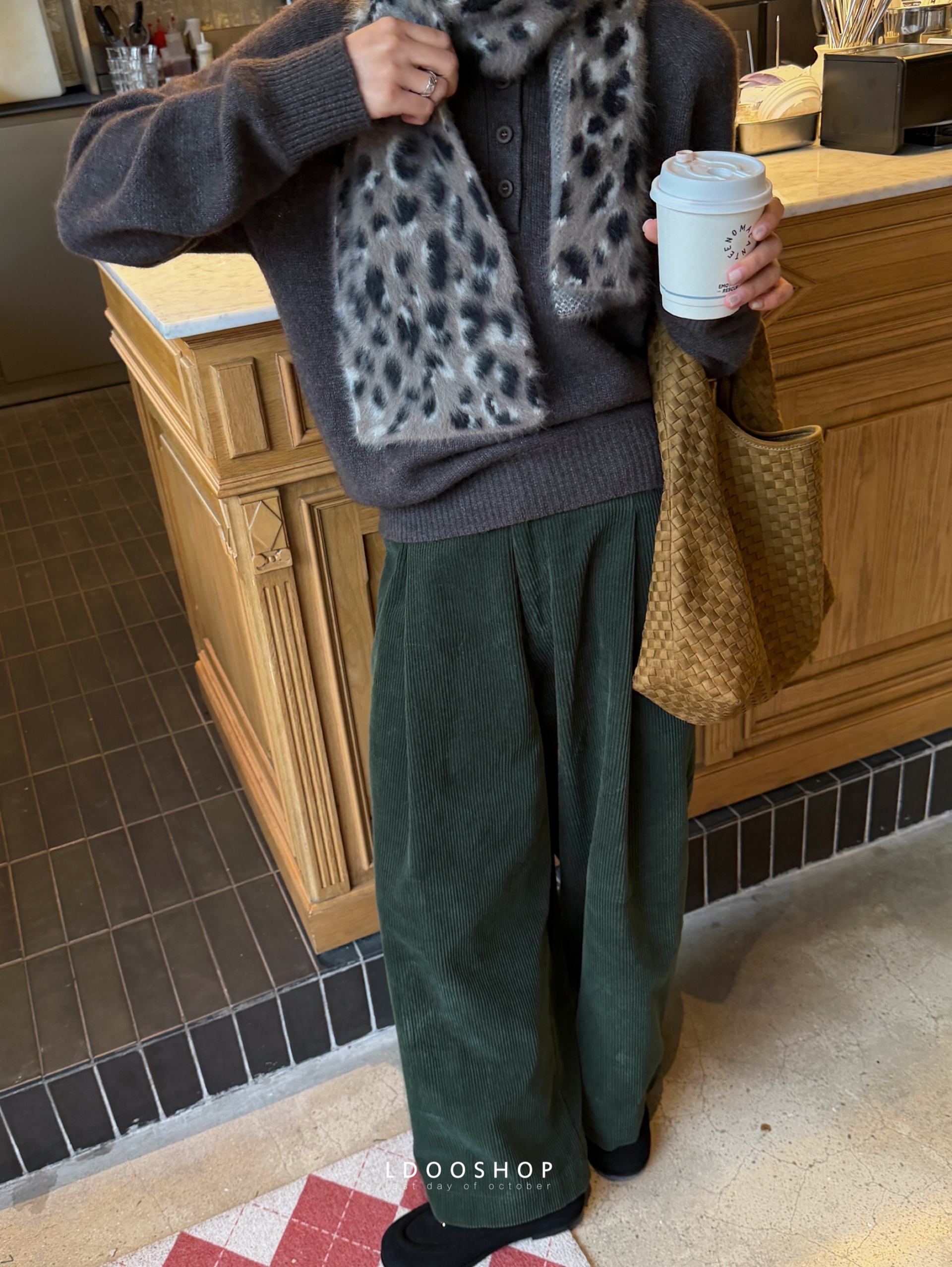 日本进口定制前褶裥灯芯绒长裤