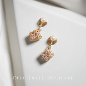 DD幸运花瓣四叶草耳坠镂空立方体设计感耳环小众珍珠蚊香盘耳夹女