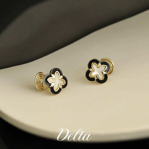 DELTA贝母女耳环四叶草复古耳夹