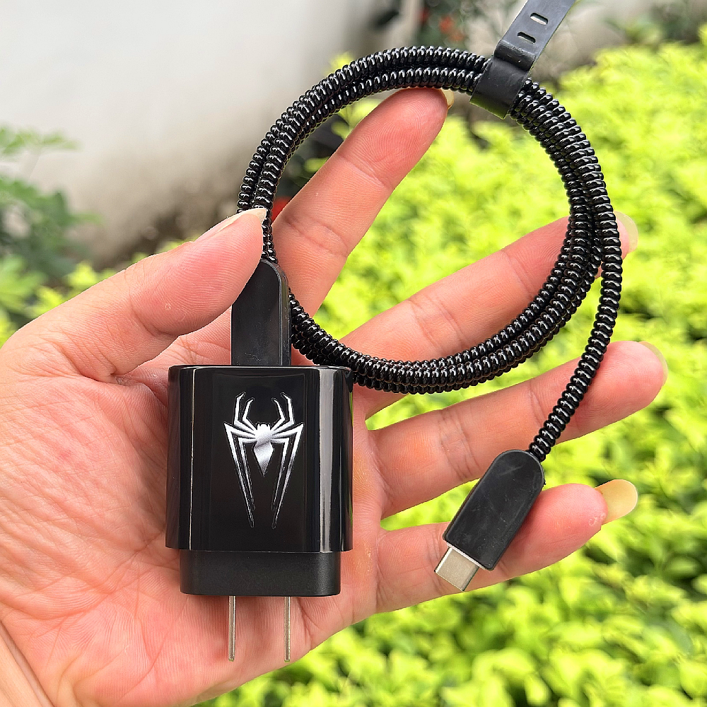 适用三星ZFold7 6 S24 W26 W25 Flip数据线保护套25W充电器壳绕绳