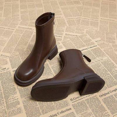 秋冬平底靴子洋气时尚小短靴2026秋新款韩系小踝靴女士马丁1224u