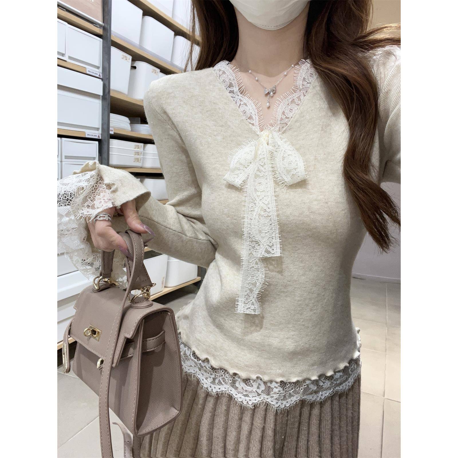 冬季千风蕾丝V领蝴蝶结针织衫款毛衣女喇叭袖内搭打底修身上1213u