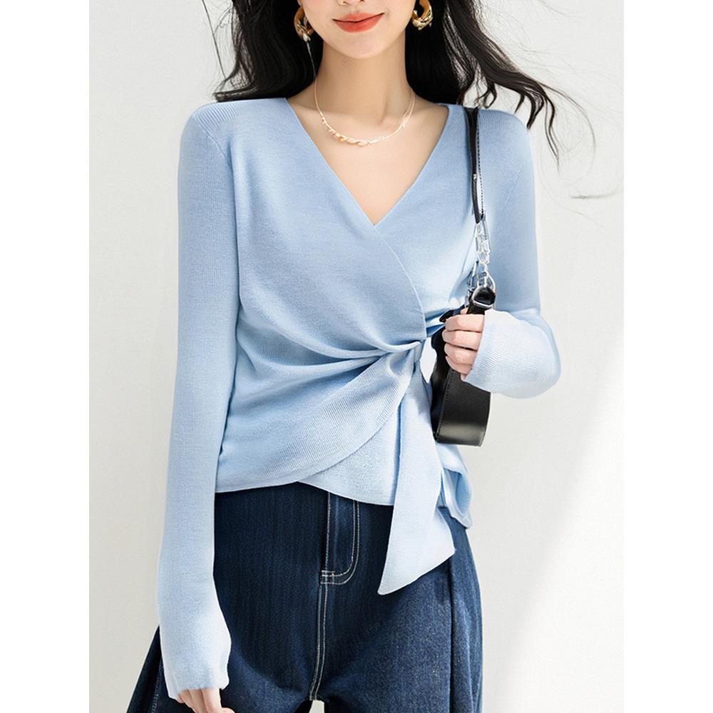 秋冬针织打底衫士秋冬季年新款v领洋气显瘦内搭毛衣上1121k