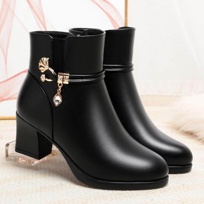 粗跟软底中年妈妈鞋皮鞋短靴鞋加绒保暖中老年女鞋靴子秋1029h