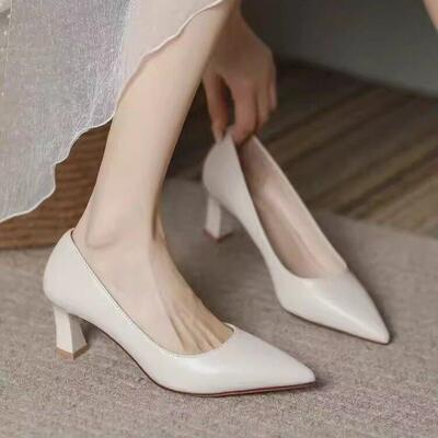 5公分尖头高跟鞋女粗跟中跟百搭面试软底职业工作单鞋0312k