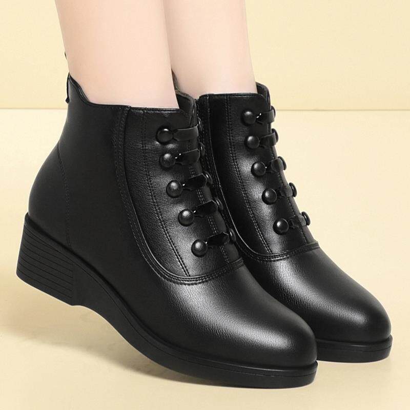 坡跟马丁靴女秋冬2025新款加绒靴子平底短靴显脚小妈妈鞋保1029h