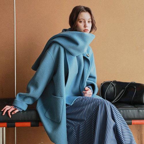 相对纶大围巾双面呢短大衣