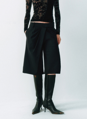 LUCENCY25AW 极简高级风不对称宽松廓形垂感西装短裤