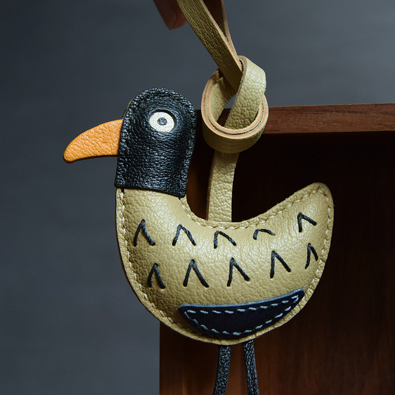 【MR夹子】来！ 一起发呆鸭 手工制真皮包挂饰后视镜挂件抽象小众,服饰配件/皮带/帽子/围巾,包挂件,淘宝优惠券,粉丝福利购,淘宝优惠卷