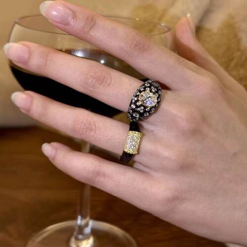 欧美新款中古感素金款黑玛女瑙戒指复古简约戒指环